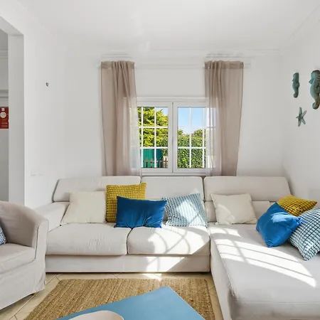Hébergement de vacances Casa Lopes Stacruz - 3 Bedrooms With Pool And Bbq